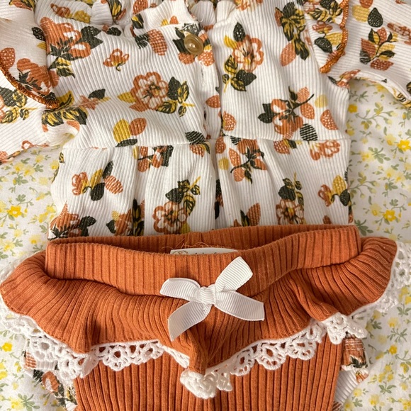 NWOT Daisy Fuentes Floral Lace Ribbed Set - Picture 4 of 8